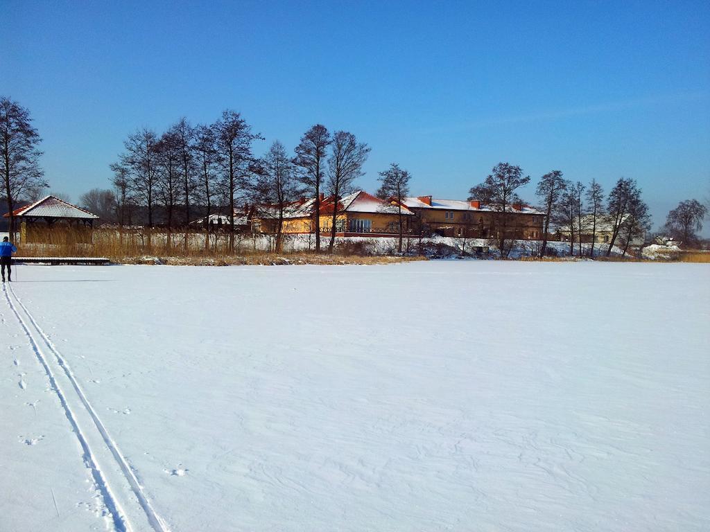 Hotel Sypniewo Margonin Exterior foto